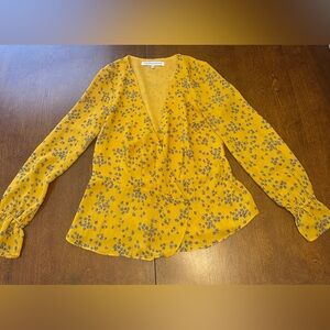 cupcakes & cashmere Floral Blouse